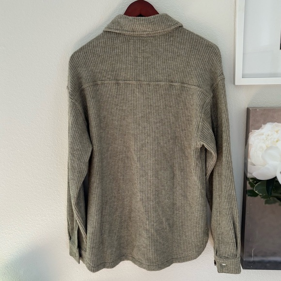 NWT Oversized Sage Green Knit Top - Picture 8 of 10